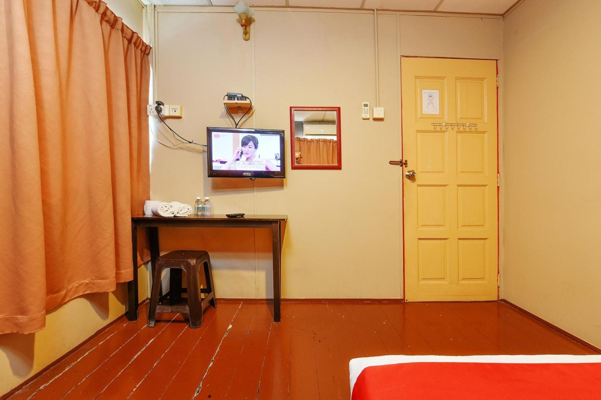 Oyo 90627 Pulau Ketam Inn Кланг Екстериор снимка