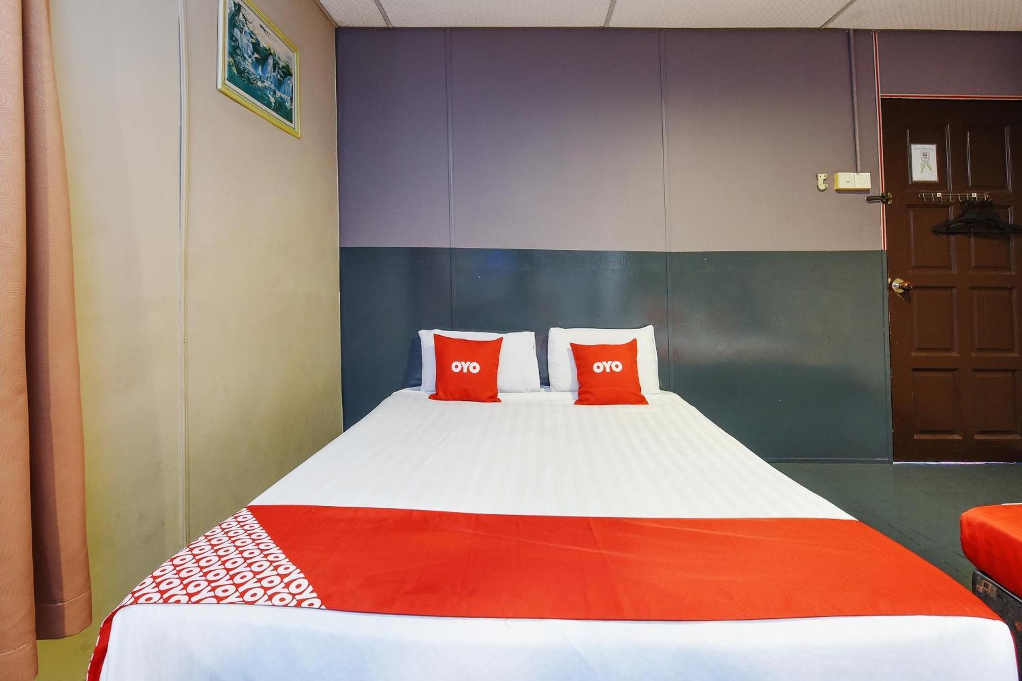 Oyo 90627 Pulau Ketam Inn Кланг Екстериор снимка