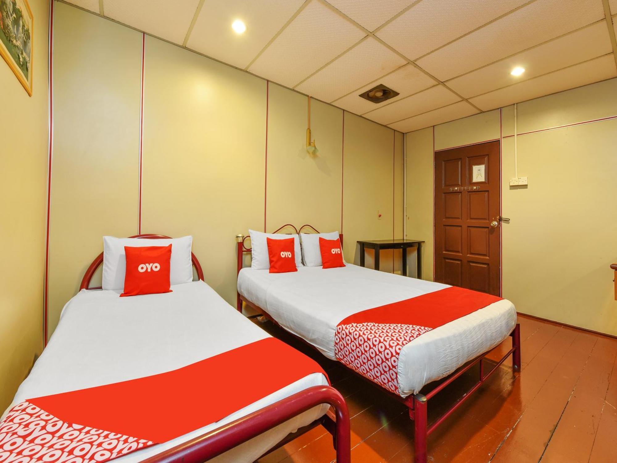Oyo 90627 Pulau Ketam Inn Кланг Екстериор снимка