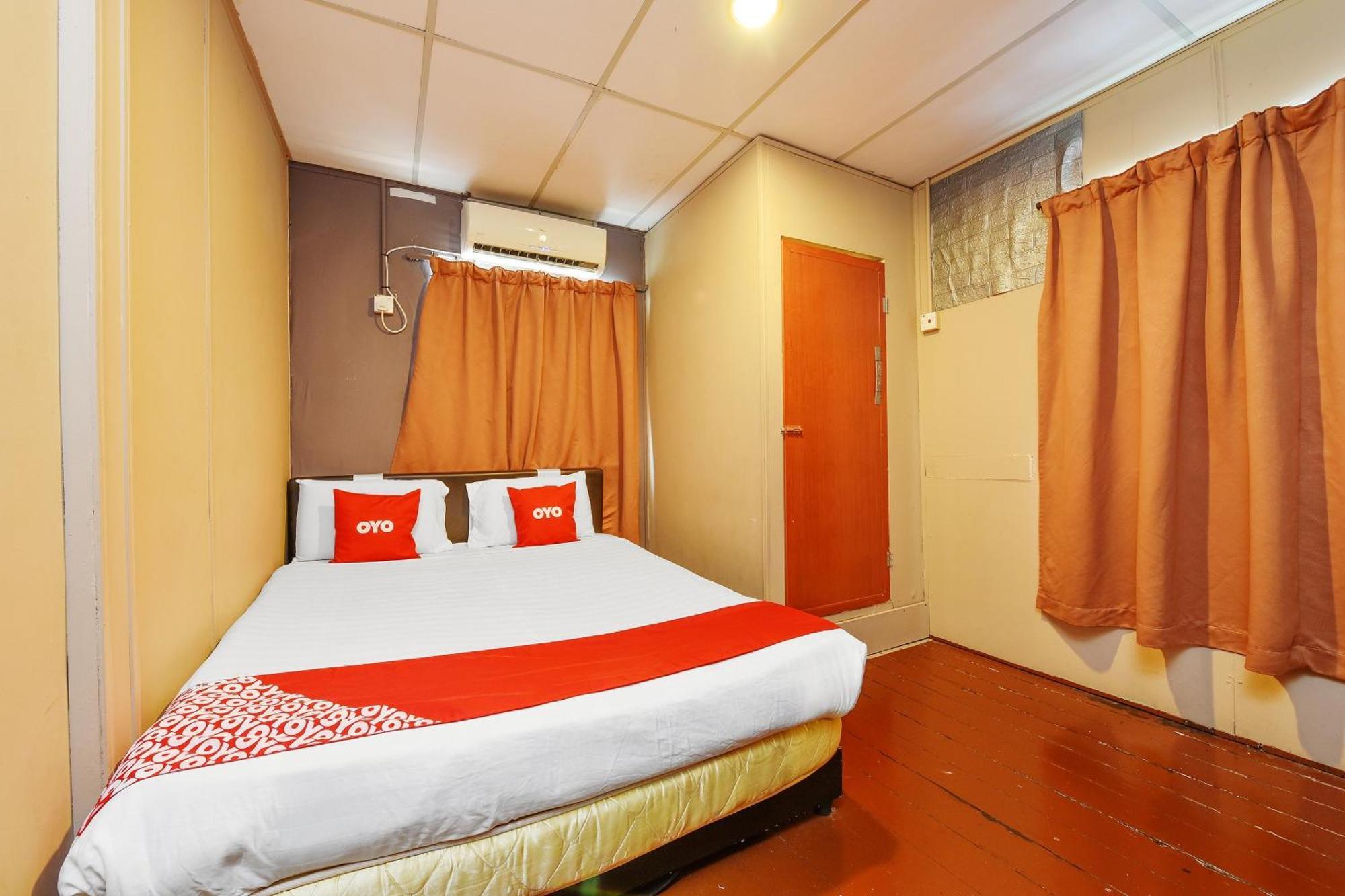 Oyo 90627 Pulau Ketam Inn Кланг Екстериор снимка