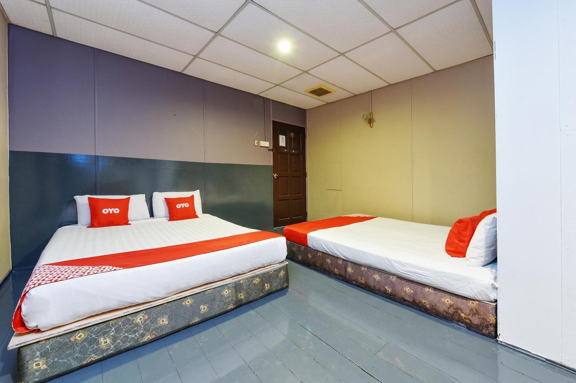 Oyo 90627 Pulau Ketam Inn Кланг Екстериор снимка